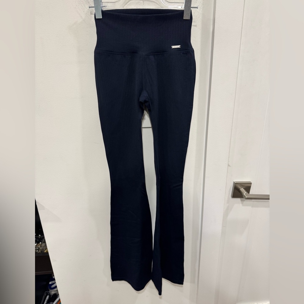 Aim’n Navy Ribbed Flared Leggings